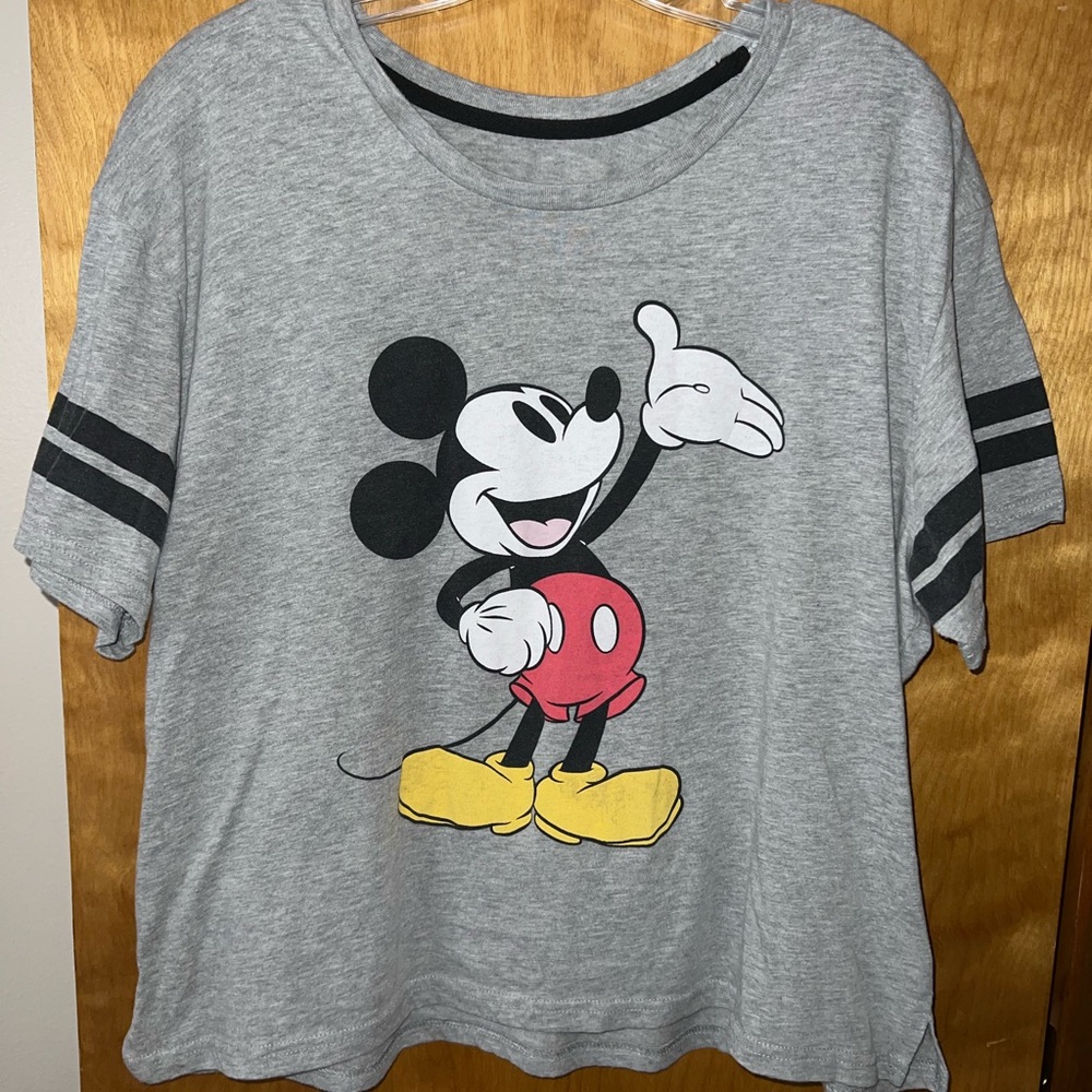 Disney Gray and Black Mickey Mouse Short Sleeve Tee